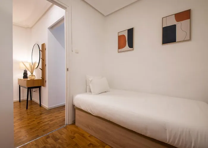 Casa Zurriola Beach! - Surf, Eat And Relax! * Сан-Себастьян