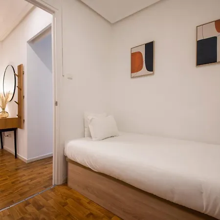 Casa Zurriola Beach! - Surf, Eat And Relax! * San Sebastian